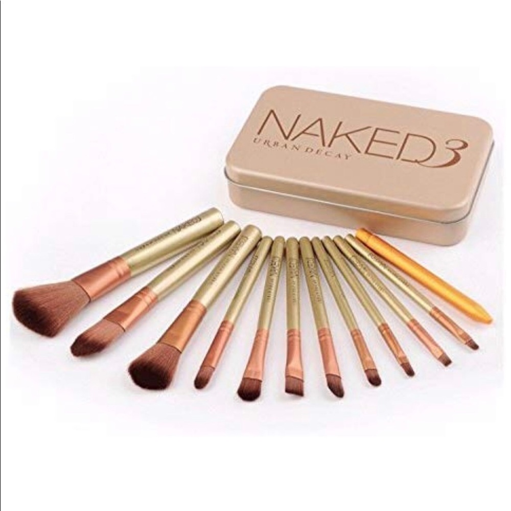 Makeup brushes
